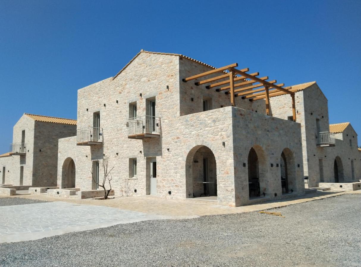 Terra Di Pietra Exclusive Suites & Apartments Areopoli Exterior photo