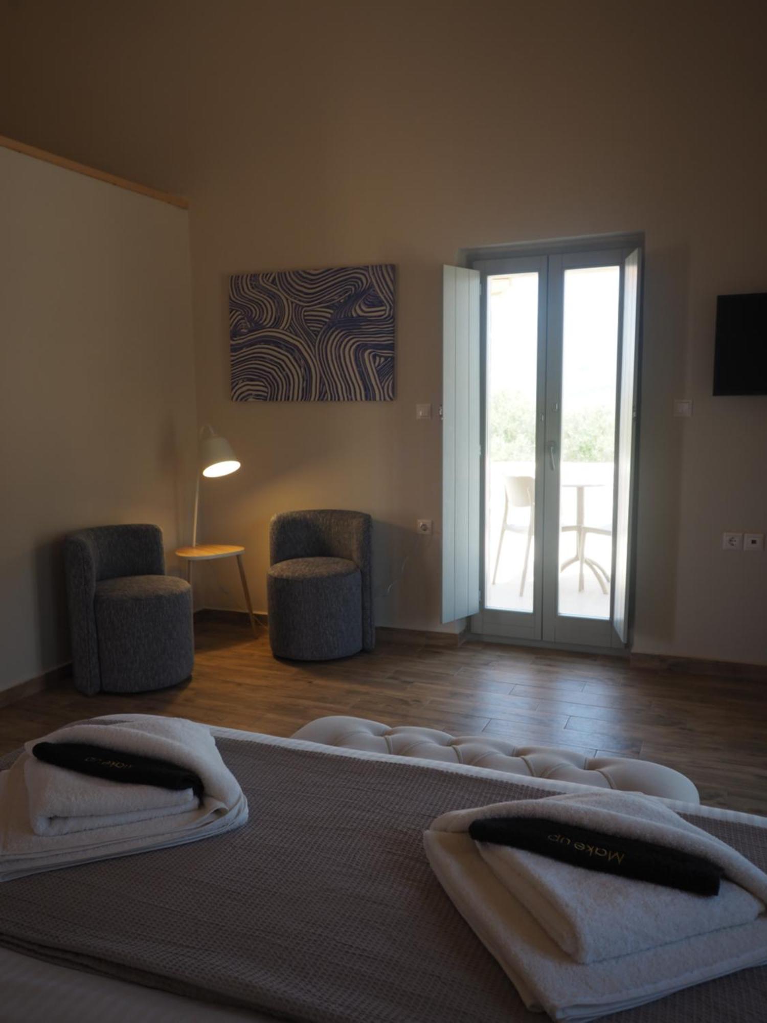 Terra Di Pietra Exclusive Suites & Apartments Areopoli Exterior photo