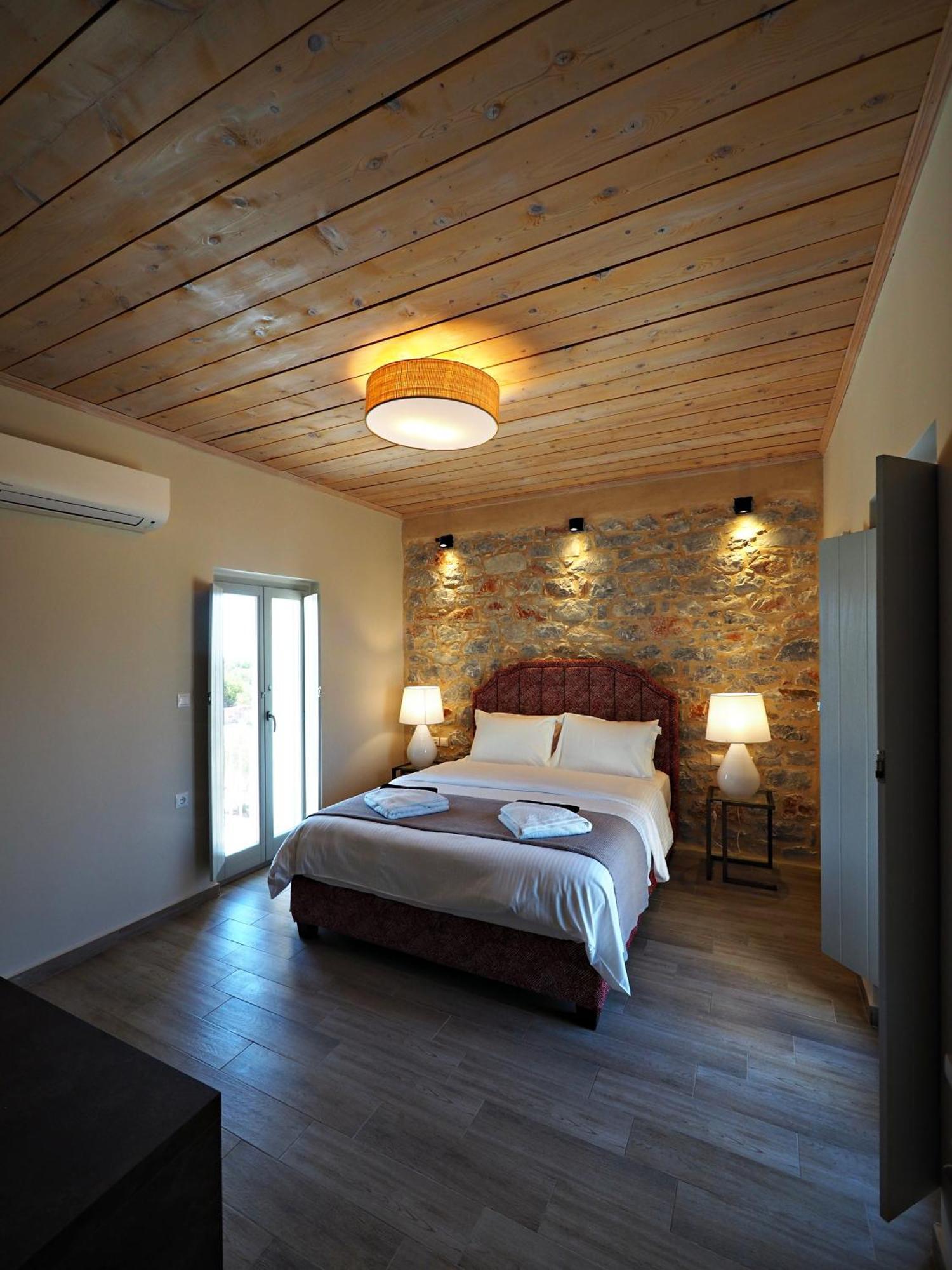 Terra Di Pietra Exclusive Suites & Apartments Areopoli Exterior photo